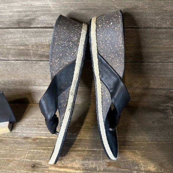 Womens Weil Orthoheel Wedge Heeled Black‎ Leather Flip Flops Sandals Size 10 B - Picture 4 of 6